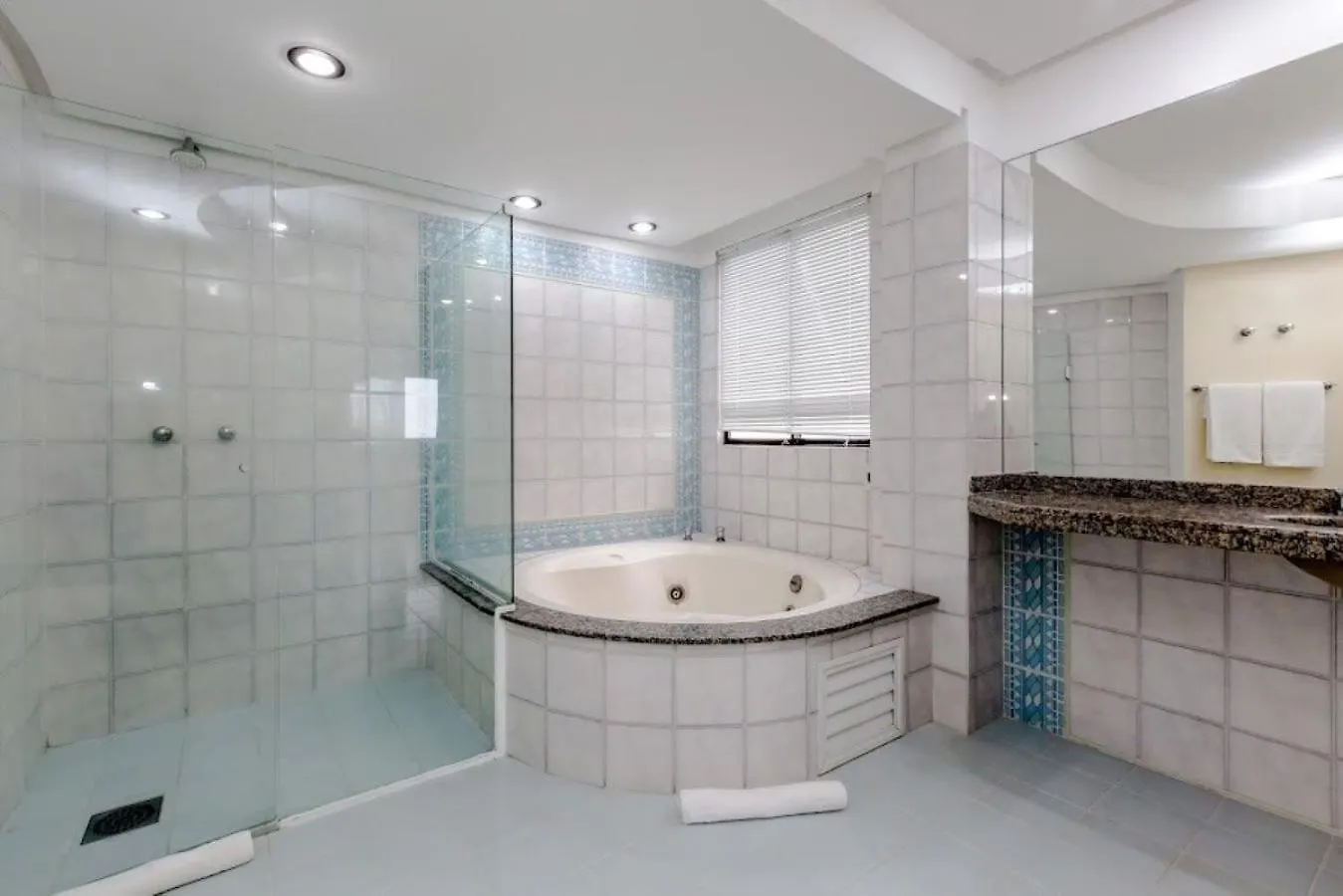 Hotel Plaza Camboriu Балнеариу-Камбориу