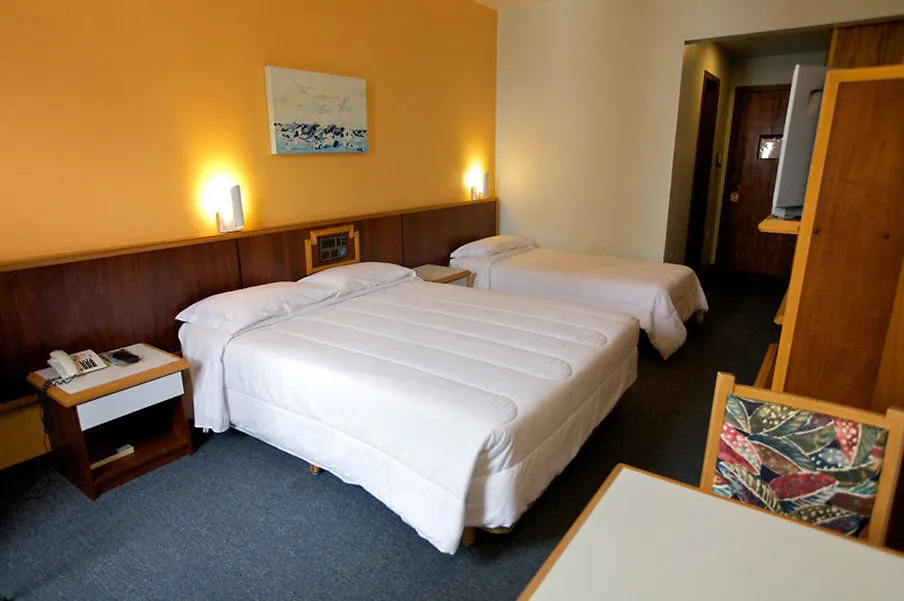 Hotel Plaza Camboriu Балнеариу-Камбориу